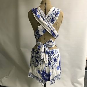 LF Oneway, Blue Floral Romper, S/M -> NEW W TAGS!